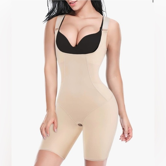 Wonderience Other - Women's Beige Shapewear Bodysuit